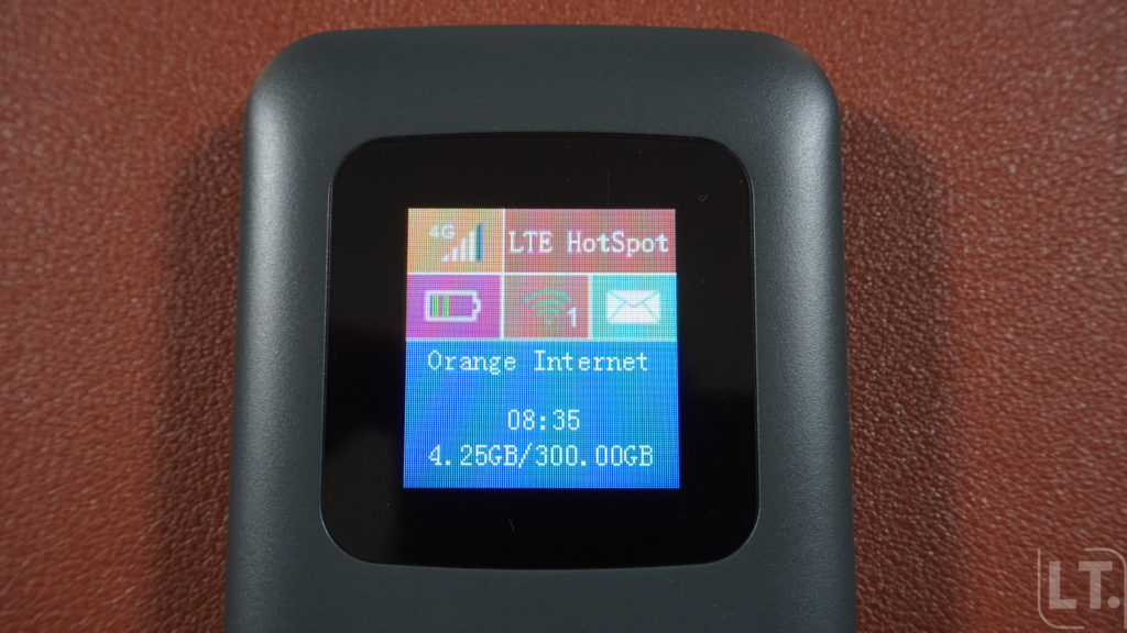 L'écran couleur du hotspot 4G