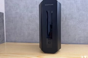 Netgear Nighthawk RS700S