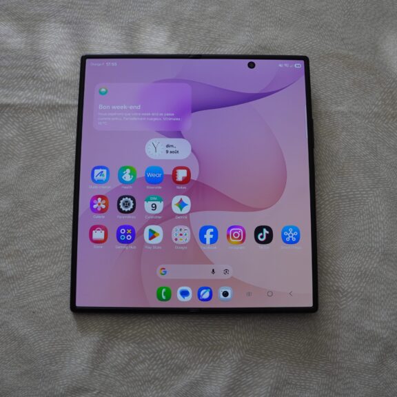 Samsung Galaxy Z Fold 8 Ultra