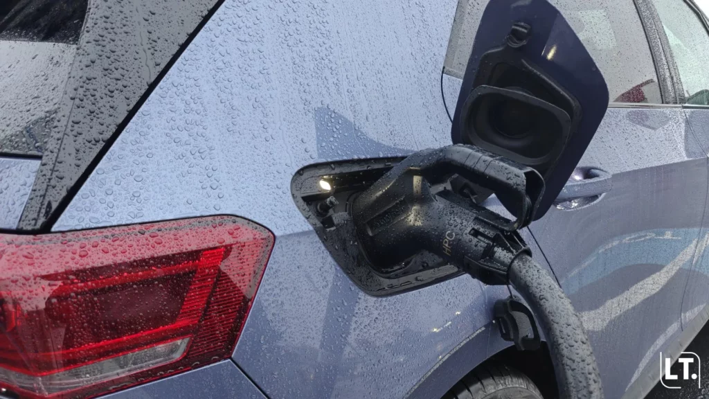 Volkswagen ID.3 Neo trappe de recharge occupée